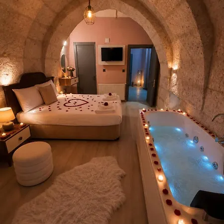 Hotel Novela In Stone House *