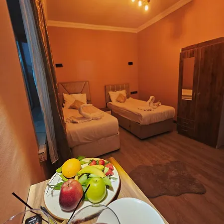 Novela In Stone House Hotel *