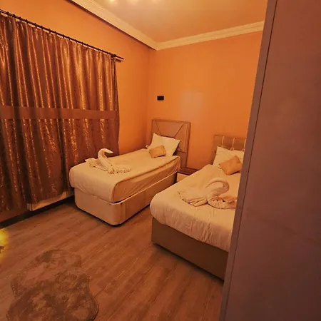 Novela In Stone House Hotel *