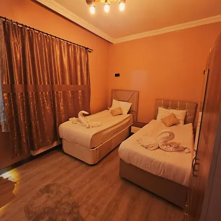 Novela In Stone House Hotel *